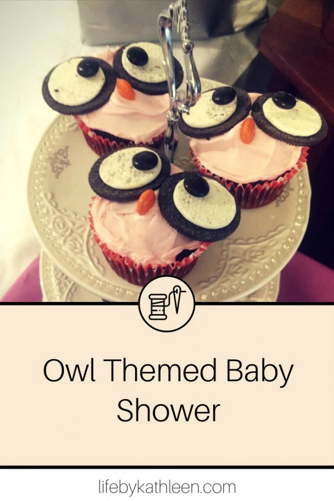 owl cupcakes text overlay Owl Themed Baby Shower