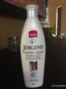 Jergens- Hydrating Coconut Lotion